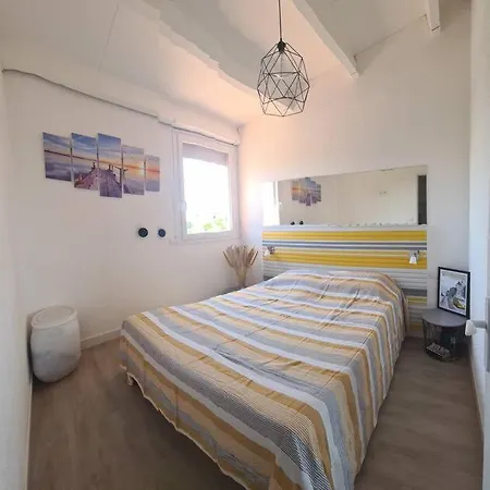 Vog Ou Sur L'ile Des Marinas Au Cap D'agde Villa Agde