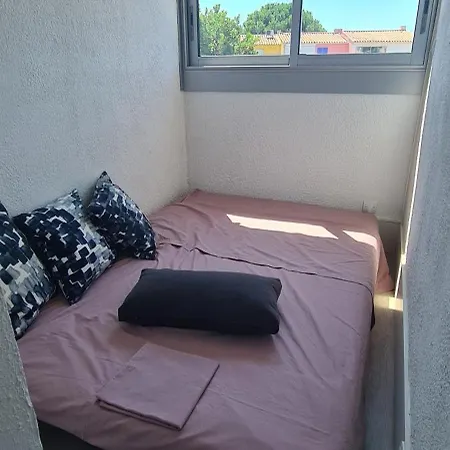 Ou Sur L'ile Des Marinas Au Cap D'agde 아그